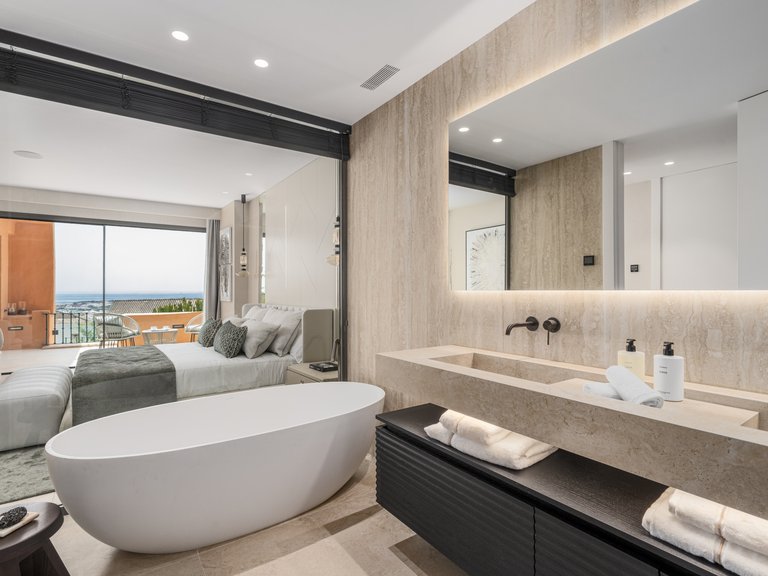 Apartment for Sale  in Marbella, Malaga 11
