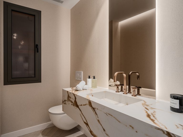 Apartment for Sale  in Marbella, Malaga 17