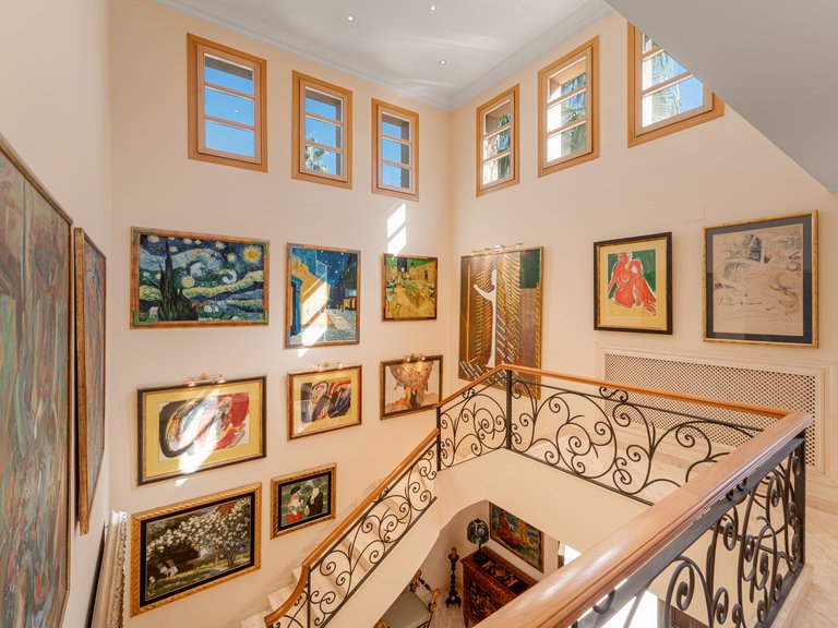 Apartment for Sale  in Marbella, Malaga 12