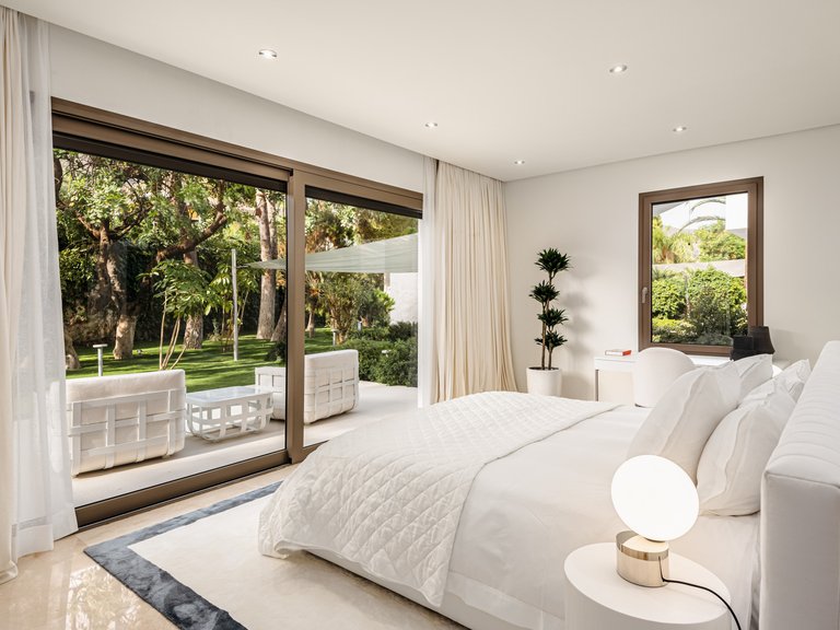 Apartment for Sale  in Marbella, Malaga 15