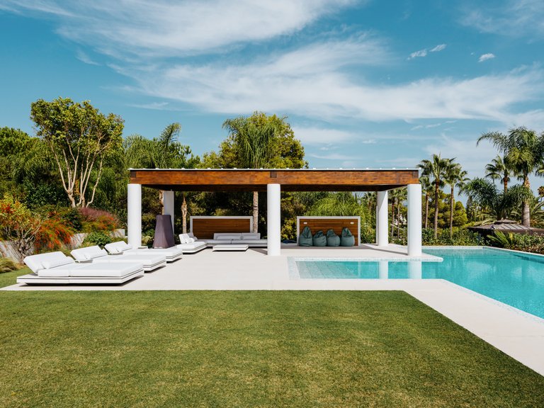 Apartment for Sale  in Marbella, Malaga 3