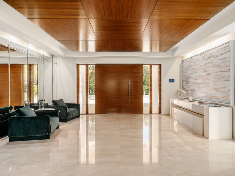 Apartment for Sale  in Marbella, Malaga 11