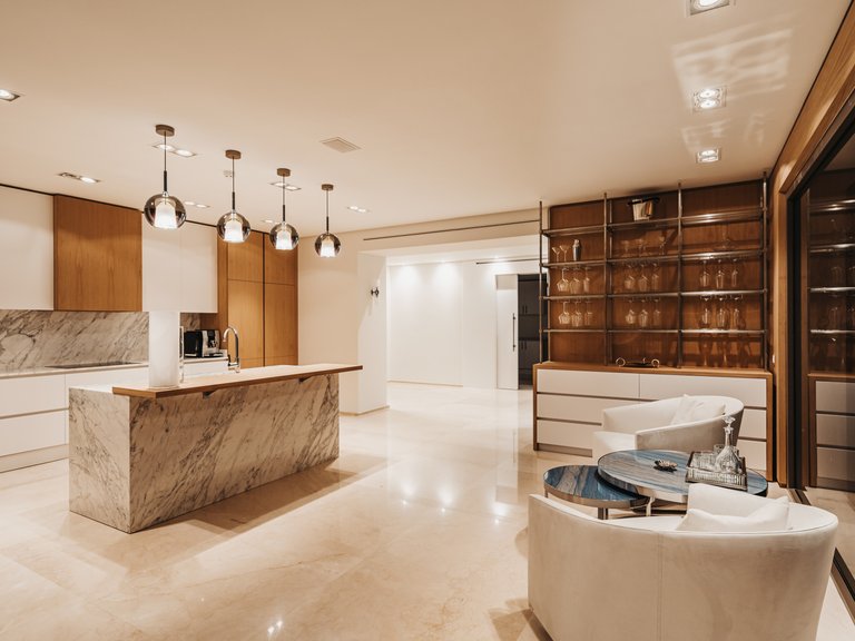 Apartment for Sale  in Marbella, Malaga 9
