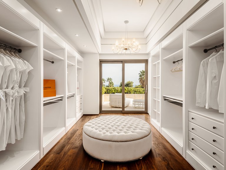 Apartment for Sale  in Marbella, Malaga 14