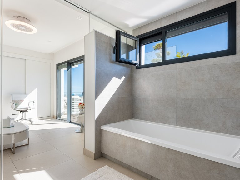 Apartment for Sale  in Mijas Costa, Malaga 32