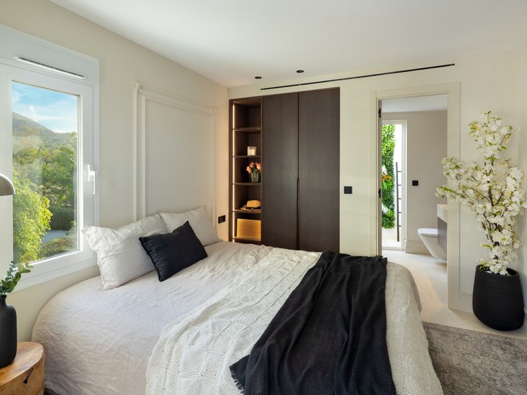 Apartment for Sale  in Marbella, Malaga 19