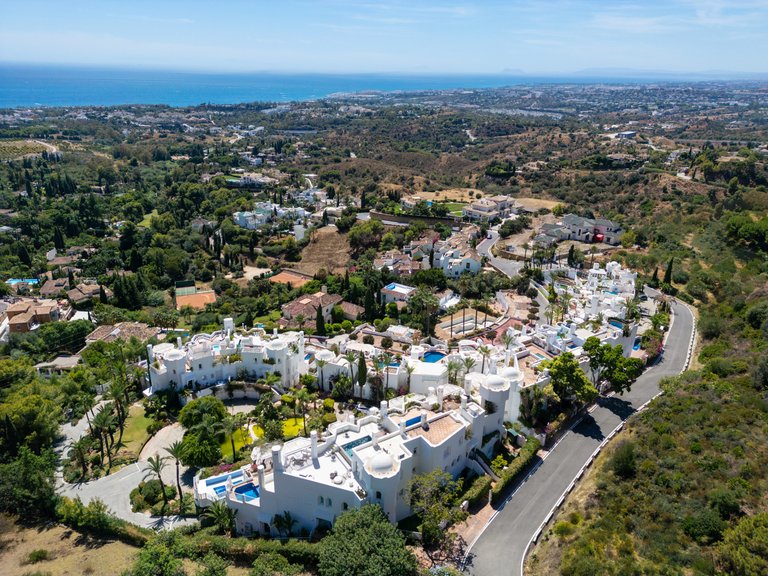 Apartment for Sale  in Marbella, Malaga 34