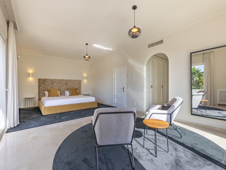 Apartment for Sale  in Benahavis, Malaga 18