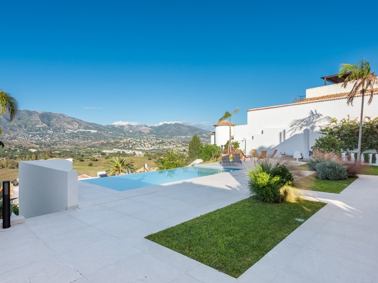 Apartment for Sale  in Mijas Costa, Malaga 38