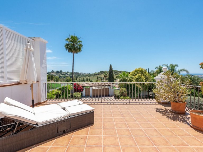 Apartment for Sale  in Benahavis, Malaga 10