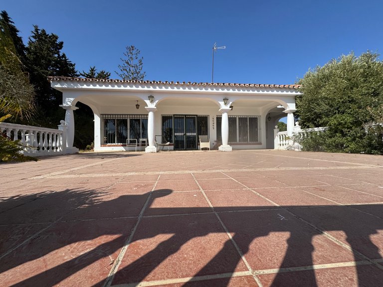 Apartment for Sale  in Estepona, Malaga 2