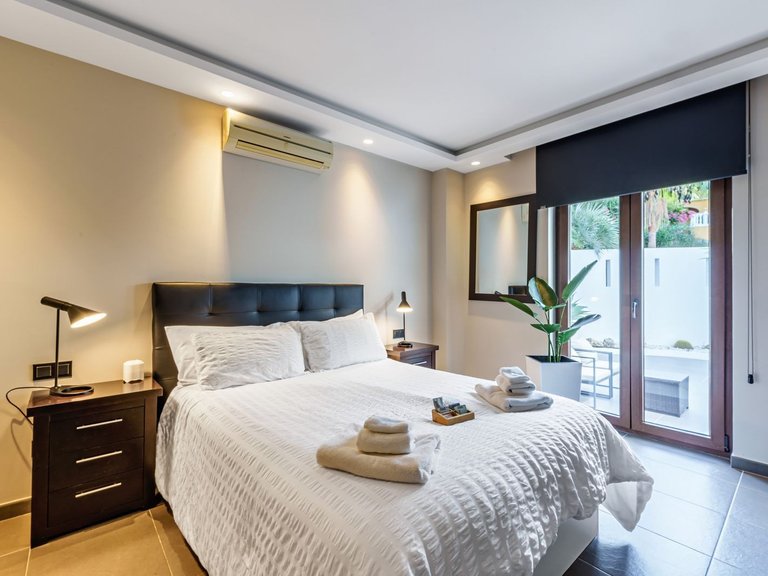 Apartment for Sale  in Marbella, Malaga 17