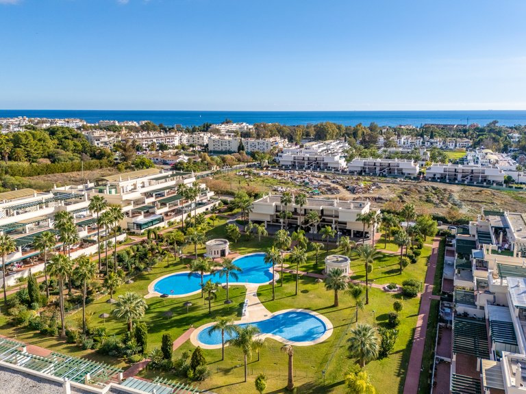 Apartment for Sale  in Marbella, Malaga 27