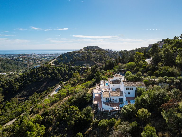 Apartment for Sale  in Benahavis, Malaga 53