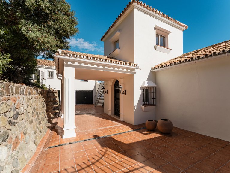 Apartment for Sale  in Benahavis, Malaga 49
