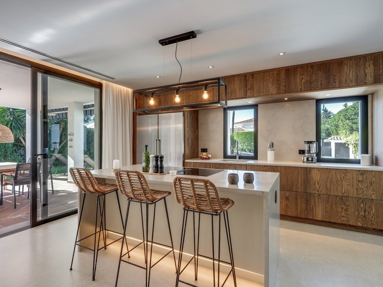 Apartment for Sale  in Marbella, Malaga 14