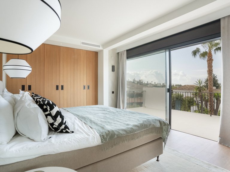 Apartment for Sale  in Marbella, Malaga 12