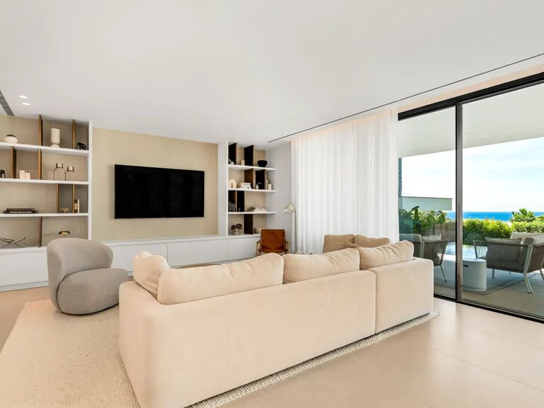 Apartment for Sale  in Benahavis, Malaga 7