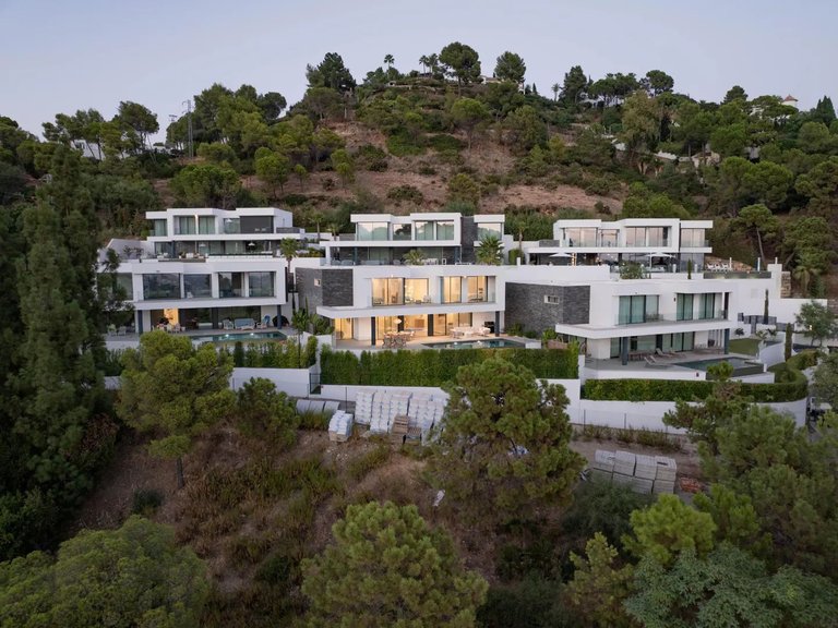 Apartment for Sale  in Benahavis, Malaga 27