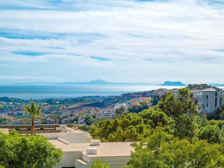 Apartment for Sale  in Benahavis, Malaga 22