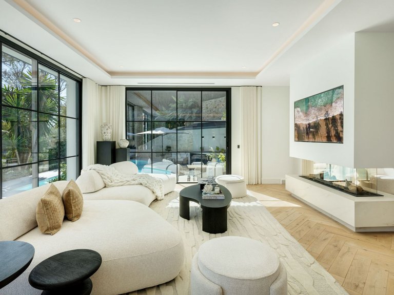 Apartment for Sale  in Benahavis, Malaga 10