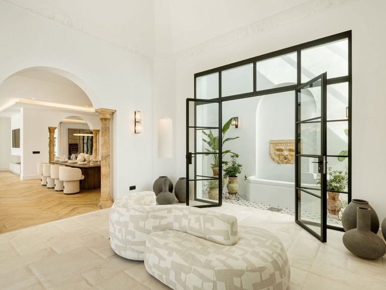 Apartment for Sale  in Benahavis, Malaga 11
