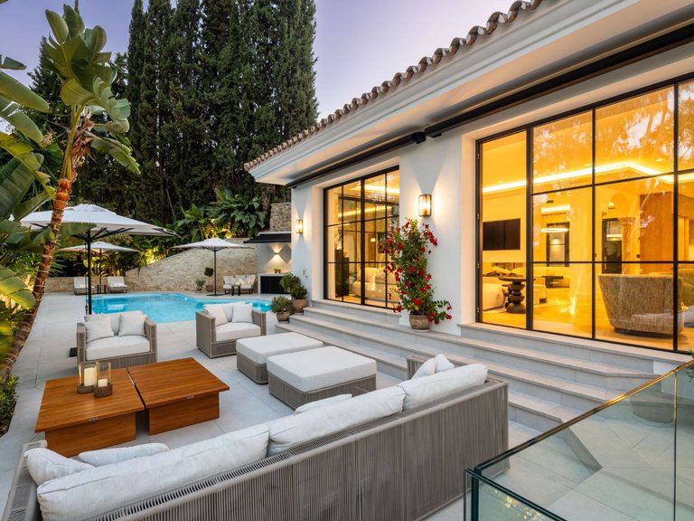 Apartment for Sale  in Benahavis, Malaga 40