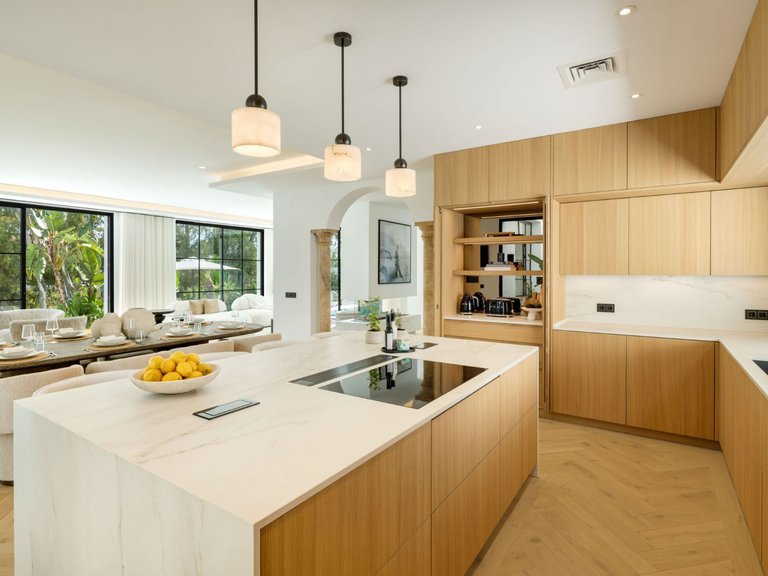 Apartment for Sale  in Benahavis, Malaga 16