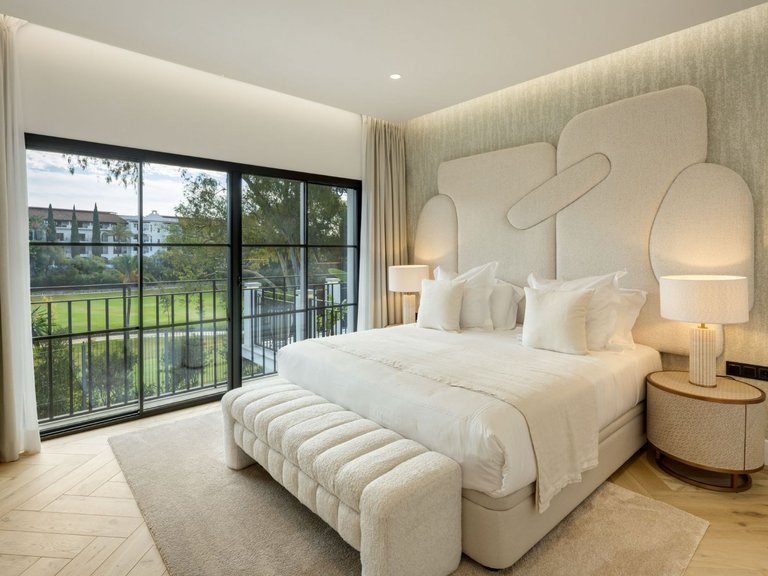 Apartment for Sale  in Benahavis, Malaga 26