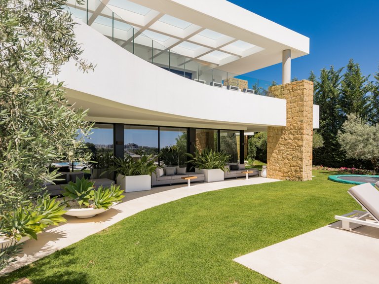 Apartment for Sale  in Benahavis, Malaga 8