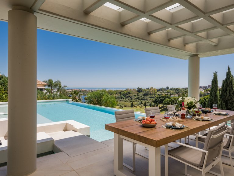 Apartment for Sale  in Benahavis, Malaga 9