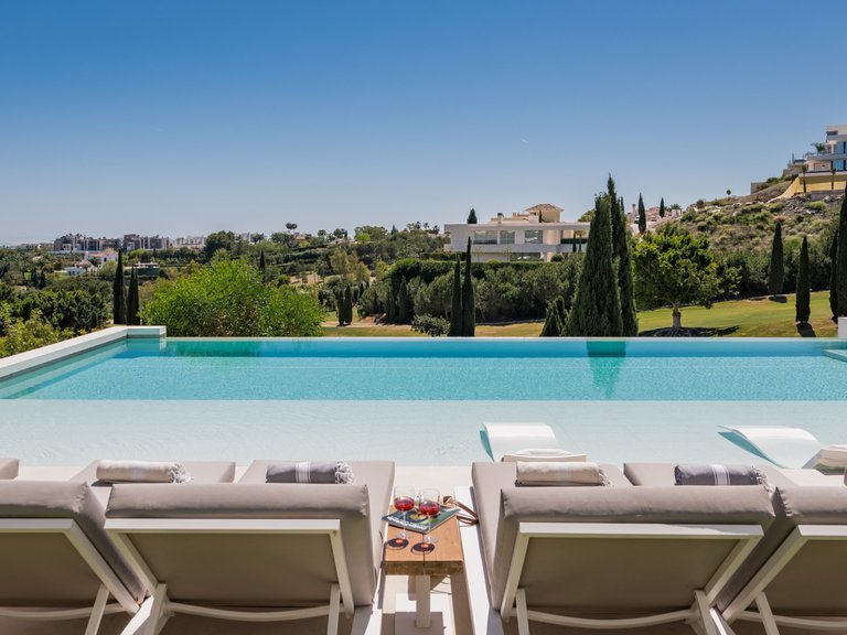 Apartment for Sale  in Benahavis, Malaga 11