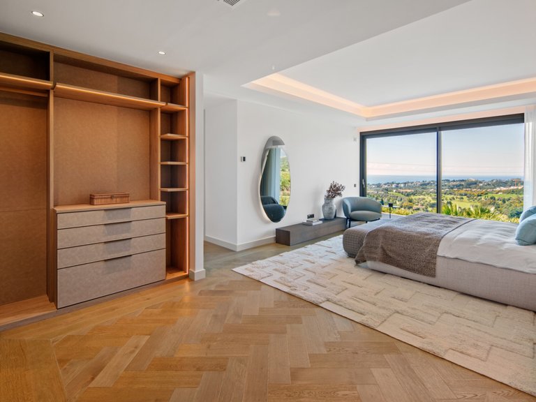 Apartment for Sale  in Marbella, Malaga 20