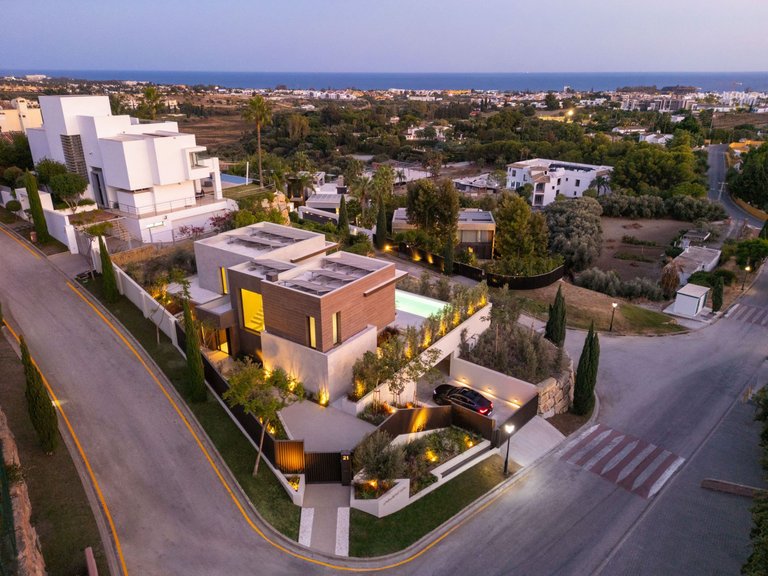 Apartment for Sale  in Benahavis, Malaga 39