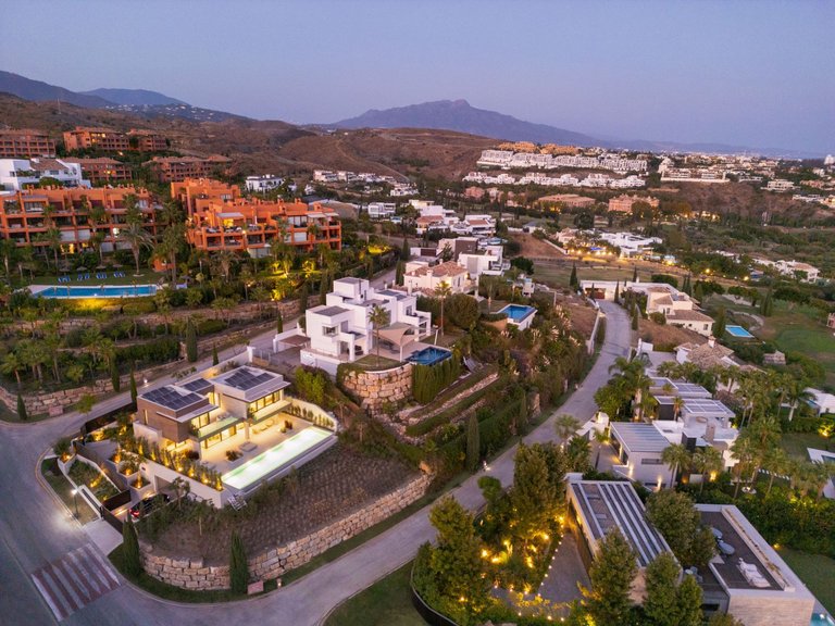 Apartment for Sale  in Benahavis, Malaga 40