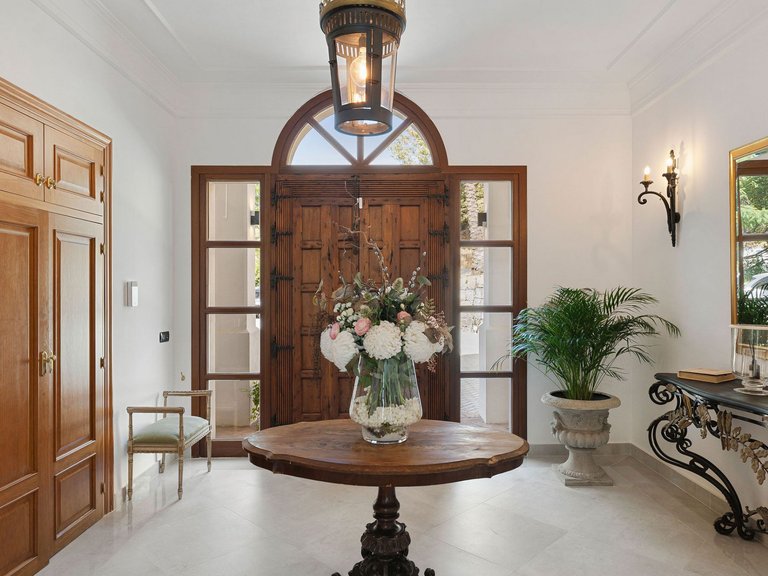 Apartment for Sale  in Benahavis, Malaga 13
