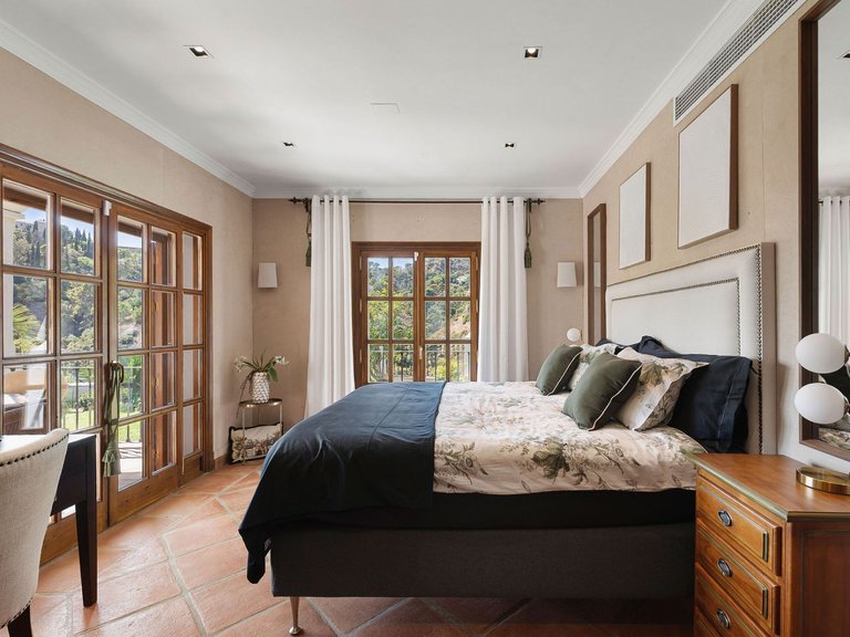Apartment for Sale  in Benahavis, Malaga 20