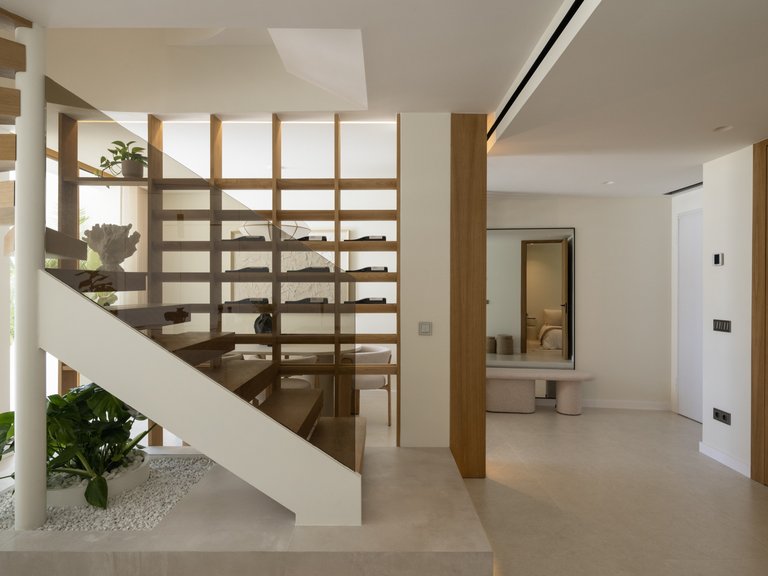 Apartment for Sale  in Marbella, Malaga 12