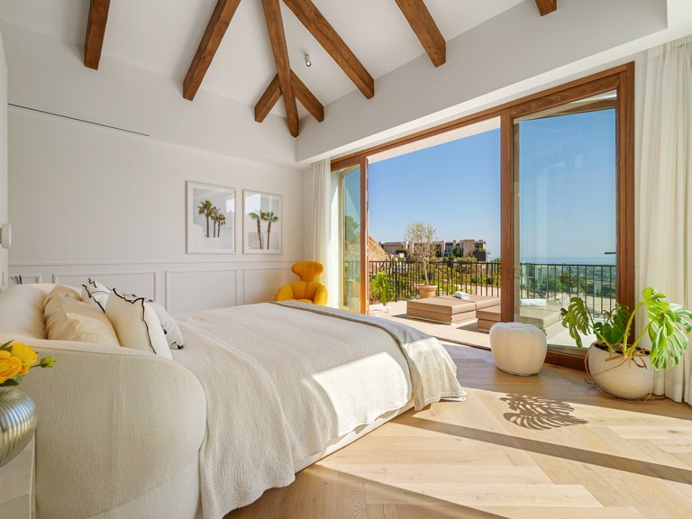 Apartment for Sale  in Benahavis, Malaga 18