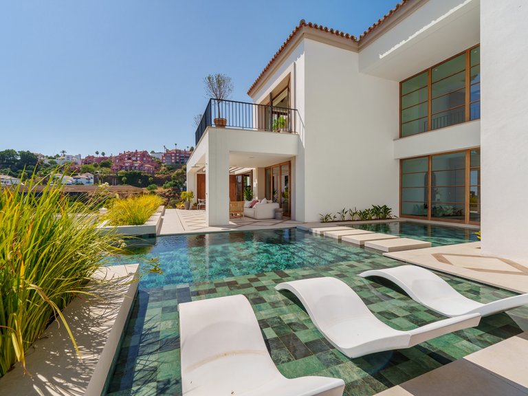 Apartment for Sale  in Benahavis, Malaga 48