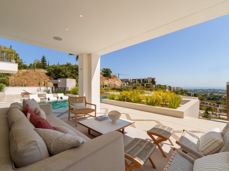 Apartment for Sale  in Benahavis, Malaga 5