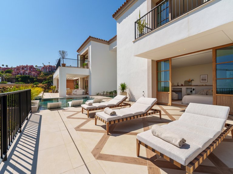 Apartment for Sale  in Benahavis, Malaga 10