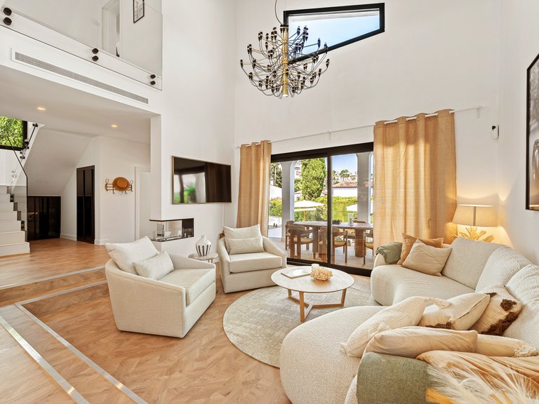 Apartment for Sale  in Marbella, Malaga 7