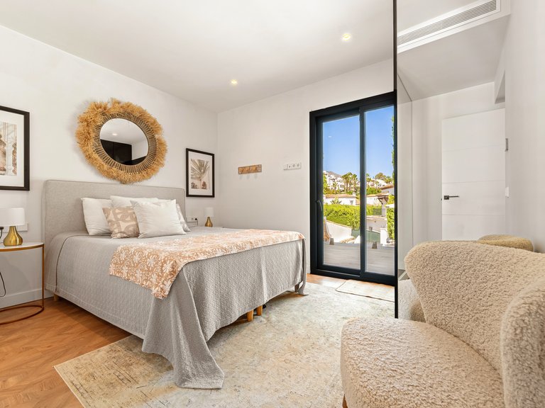 Apartment for Sale  in Marbella, Malaga 29