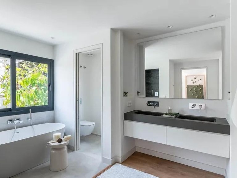 Apartment for Sale  in Marbella, Malaga 23