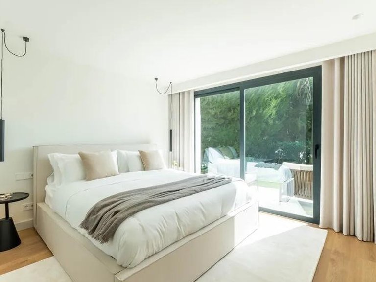 Apartment for Sale  in Marbella, Malaga 27