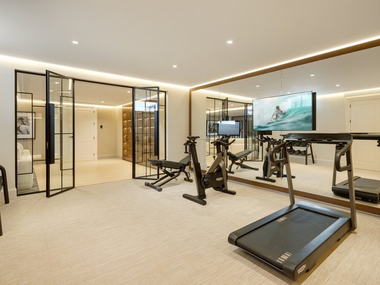 Apartment for Sale  in Marbella, Malaga 23