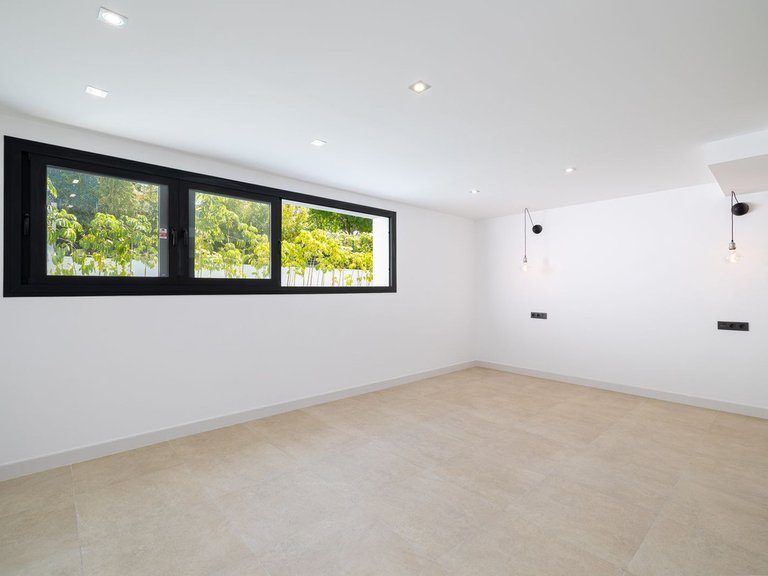 Apartment for Sale  in San Pedro De Alcantara, Malaga 21