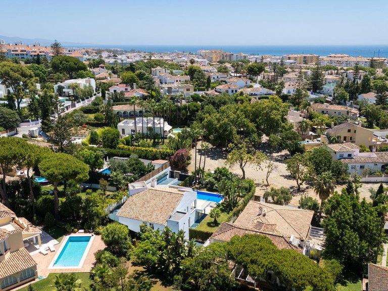 Apartment for Sale  in San Pedro De Alcantara, Malaga 54