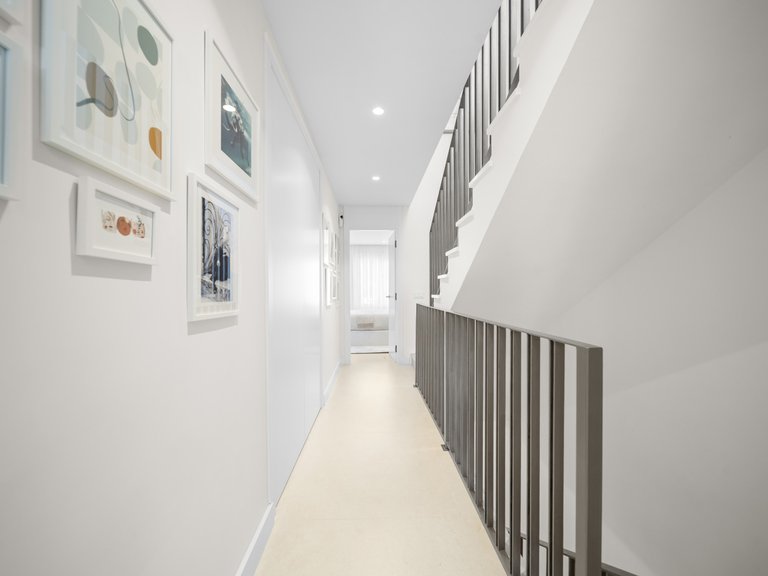 Apartment for Sale  in Marbella, Malaga 16